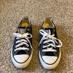 Black converse low top 5.5 men 7.5 women